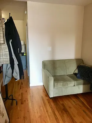 Rented by Charles Coutinho LLC | media 16