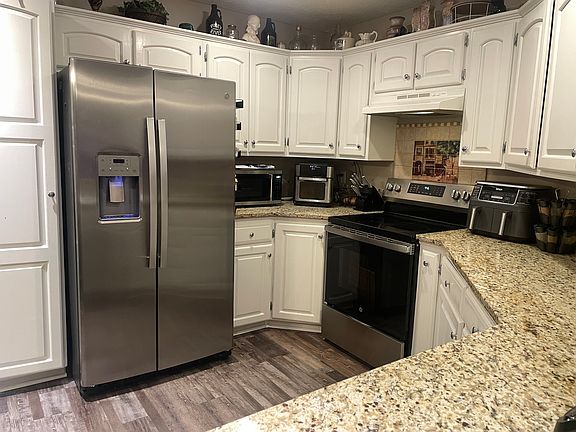 4th image of 4060 W Mesa St