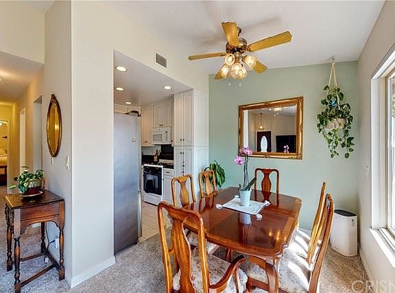 4th image of 25640 Almendra Dr