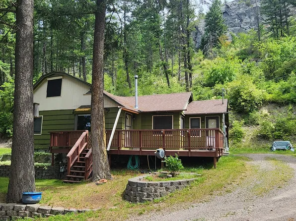 67 Bridge St, Bigfork, MT 59911