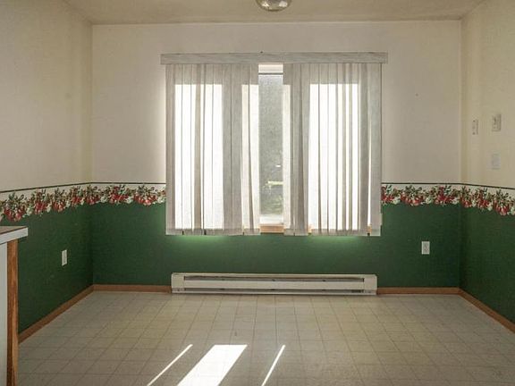 5th image of 312 8th Ave S