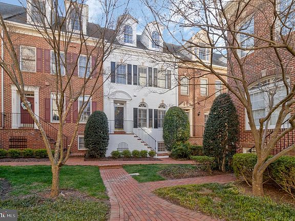 3rd image of 8847 Ashgrove House Ln