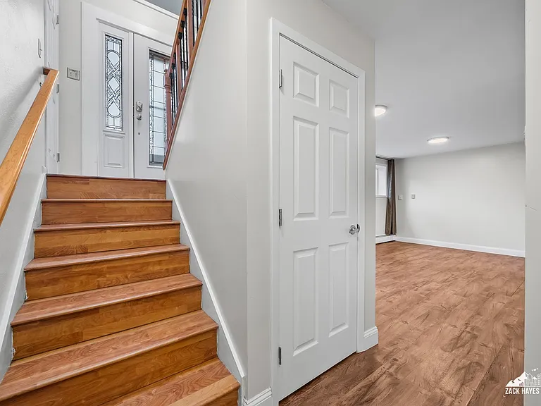 3868 Shannon Cir — Photo 24