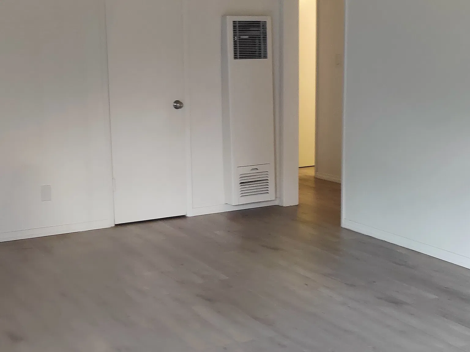 2 bed, 1000 sqft, $3,475 — Photo 3
