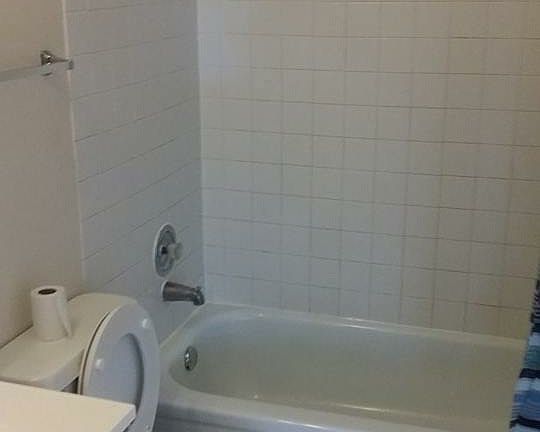 4th image of 520 Bellarmine Dr E APT 9