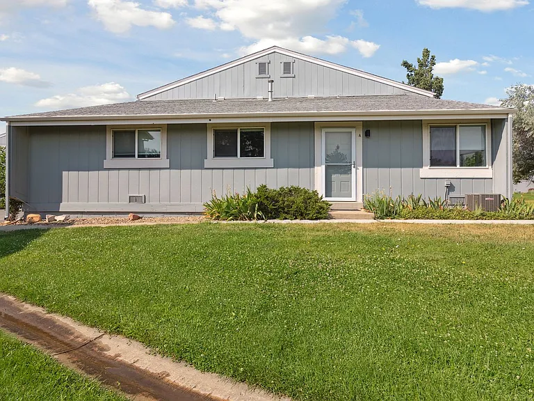 4279 Monroe Dr #A — Photo 6