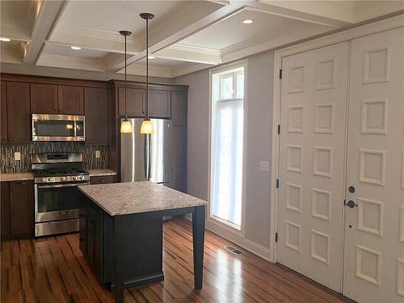 3rd image of 103 Thermos Ave #3