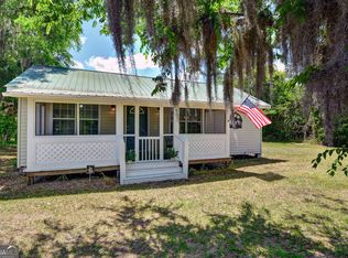 503 6th St W, Darien, GA 31305