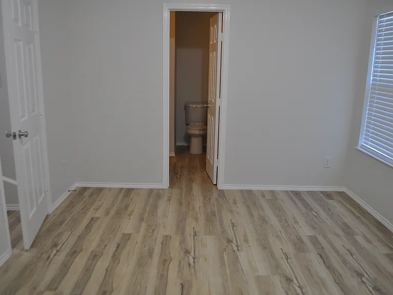 2344 Murphy Ct — Photo 13