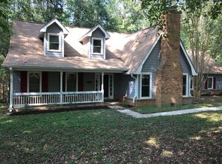 295 Mapledale Trl, Sharpsburg, GA 30277