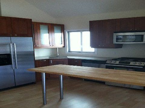4th image of 117 New York Ave