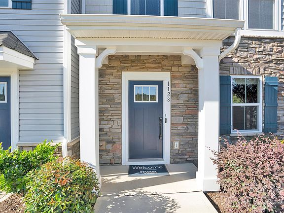 4th image of 1128 Newell Towns Ln
