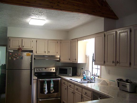 3rd image of 6266 S Wild Beech St