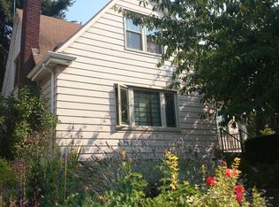 558 N 84th St, Seattle, WA 98103