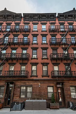 Rented by Compass | media 14