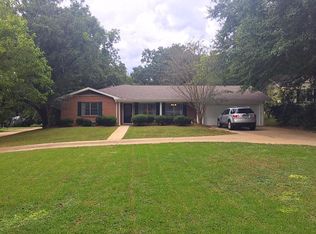 506 W College St, Clinton, MS 39056