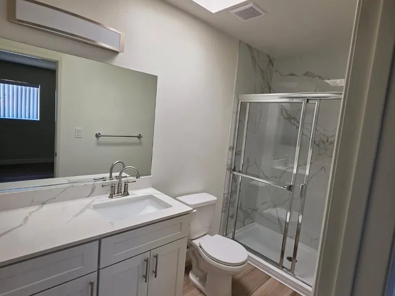 2101 Vine St #322 — Photo 8