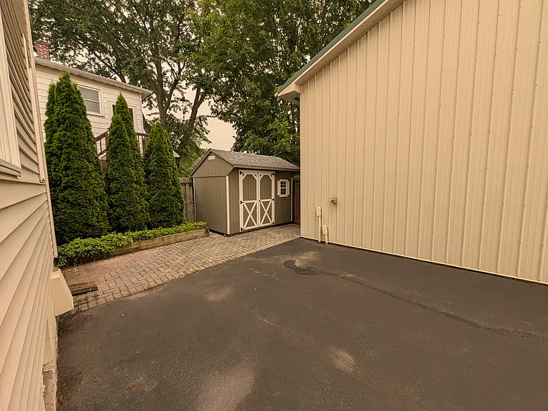 23 Martin St — Photo 29
