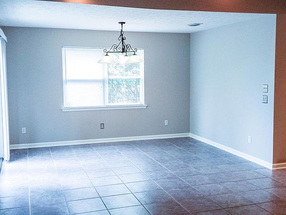 4th image of 5214 Trelawney Ave
