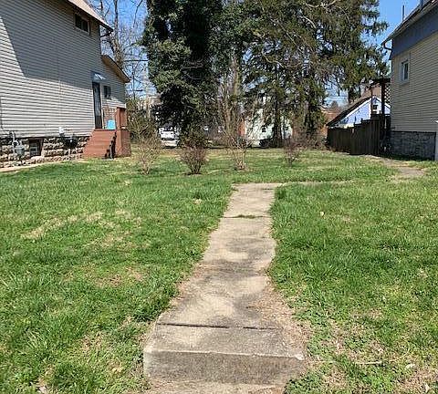 3rd image of 1628 Franklin Ave