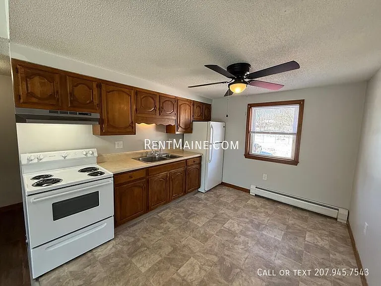 381 Pine St #4 — Photo 2