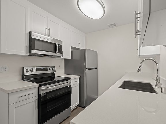 5th image of 811 Paseo Camarillo #4847622