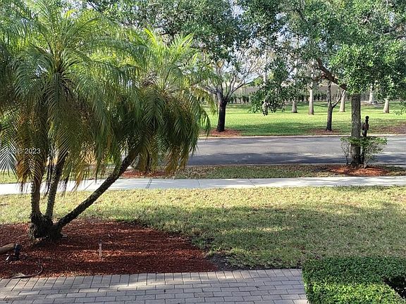 4th image of 18794 SW 17th Ct #18704