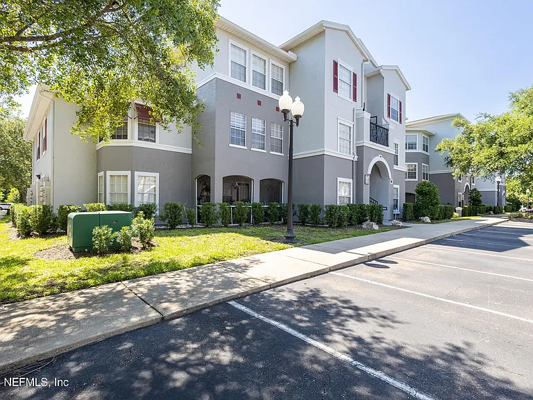 3591 Kernan Blvd #226 — Photo 38
