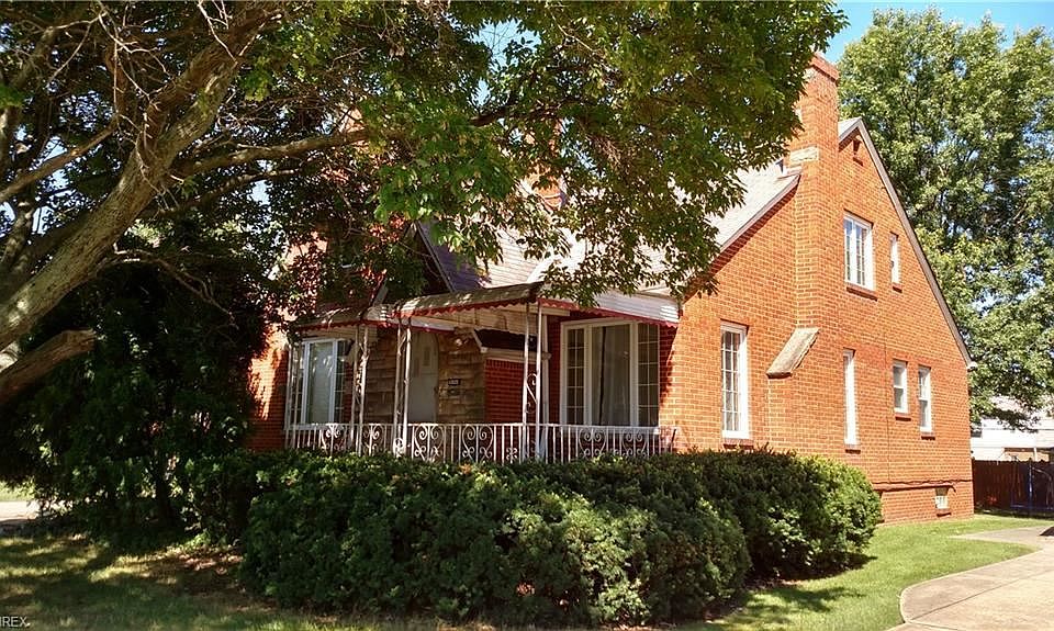 1st image of 6820 Hollywood Dr