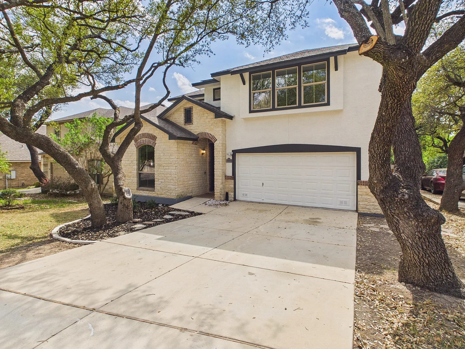 4 bed, 3187 sqft, $3,550 — Photo 3