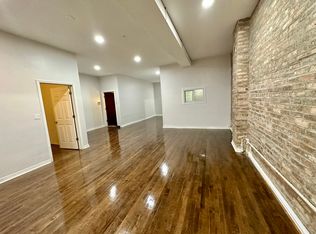 3345 N Clark St APT 3, Chicago, IL 60657