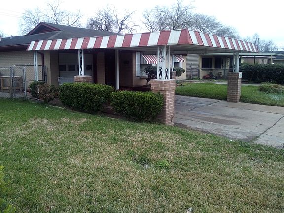 4th image of 1827 Pleasantville Dr