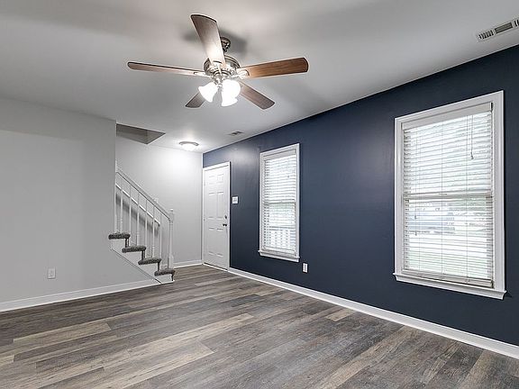 3rd image of 10105 Berrymeade Pl