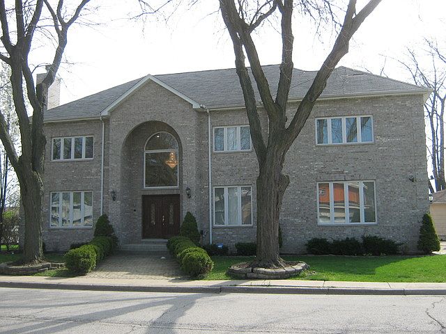 1st image of 7155 N Karlov Ave