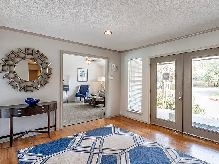2911 Sycamore Springs Dr — Photo 9