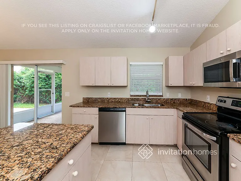 7348 Linden Ln — Photo 7