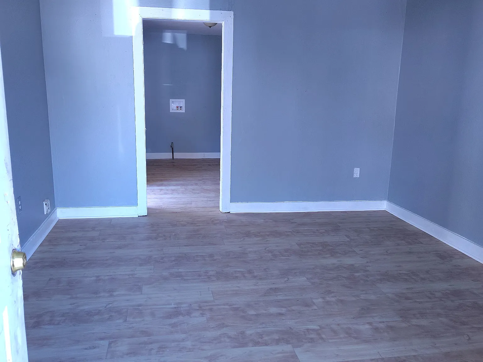 1 bed, 700 sqft, $600 — Photo 2