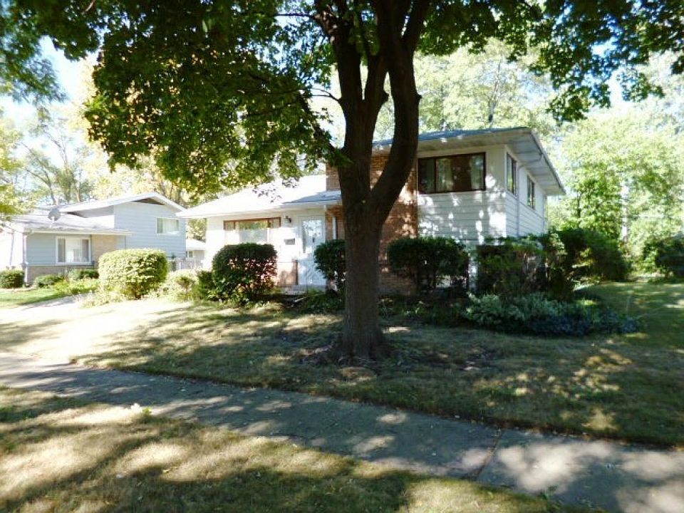1st image of 305 Winnebago St