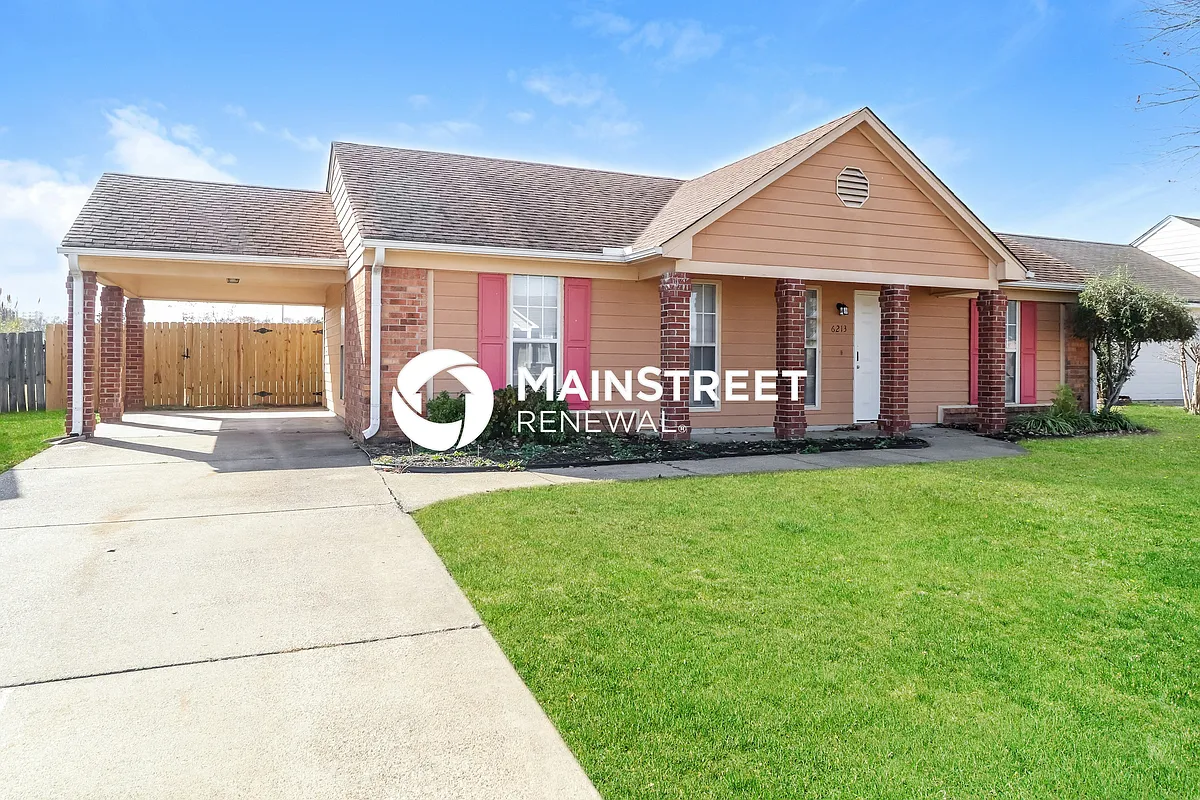 Front View - 6213 Magnolia Lakes Dr