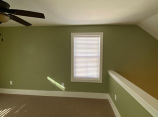 22 Twin Oaks Dr, Nashville, TN 37211