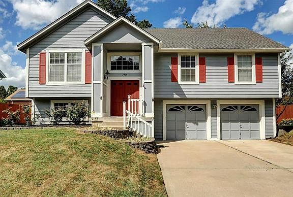 2nd image of 2304 NE Bridgeport Dr