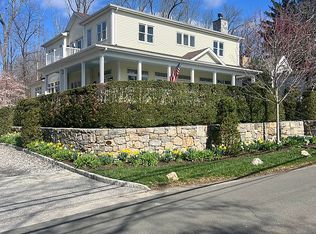 24 Cottage Ave, Purchase, NY