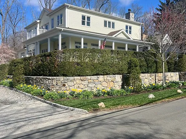 24 Cottage Ave, Purchase, NY 10577