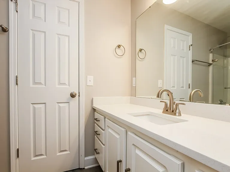 5118 Chestnut Knoll Ln — Photo 15