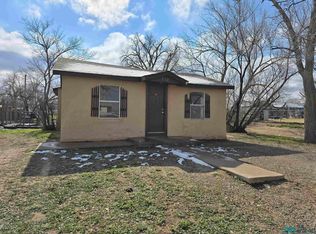 712 W 12th St, Roswell, NM 88201