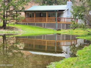 8 Graybill Ln, Dushore, PA 18614