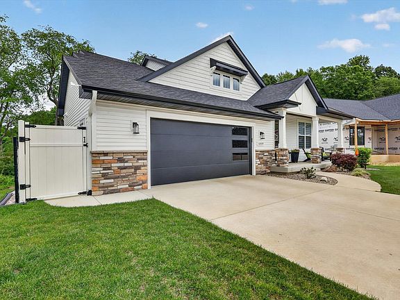 2nd image of 10597 Sharon Lee Ln #88