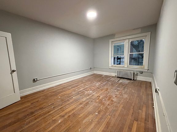 4th image of 515 W 7th St APT 303