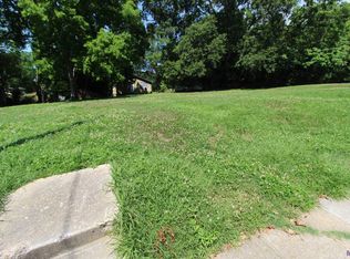 2136 Thomas H Delpit Dr, Baton Rouge, LA 70802