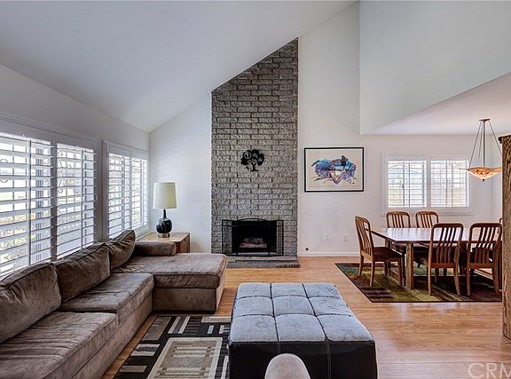 4th image of 1304 W 169th Pl